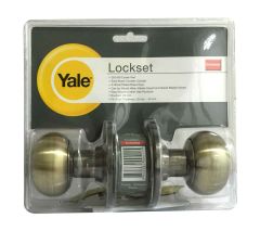 YALE KNOB VCN5227 ENTRANCE ANTIQUE BRASS